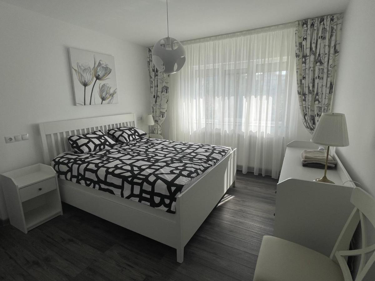 Vulcan Apartment Buzau Exterior foto